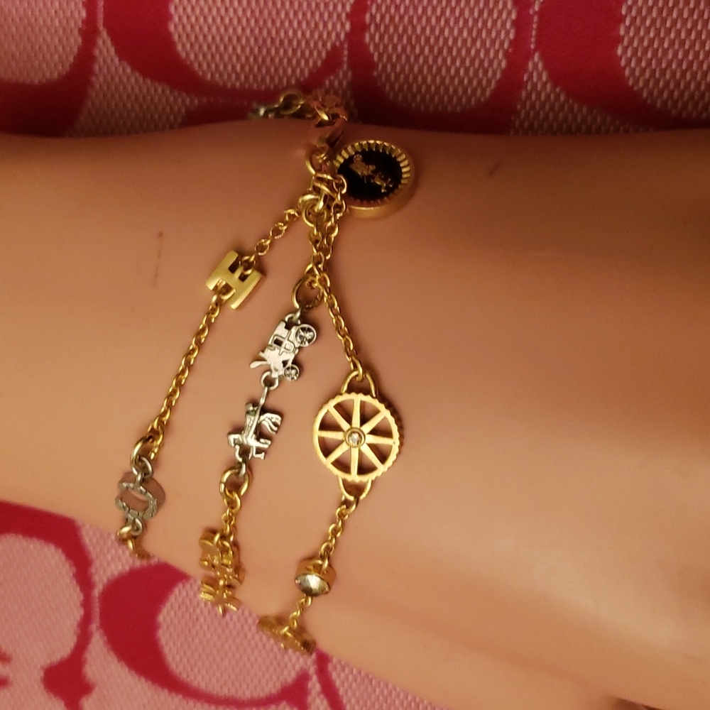 Bracelets - Picture 3 of 4